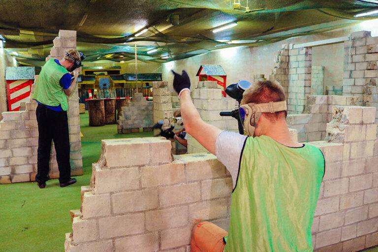 900 Slideshow Kingofthehill 06 768x512